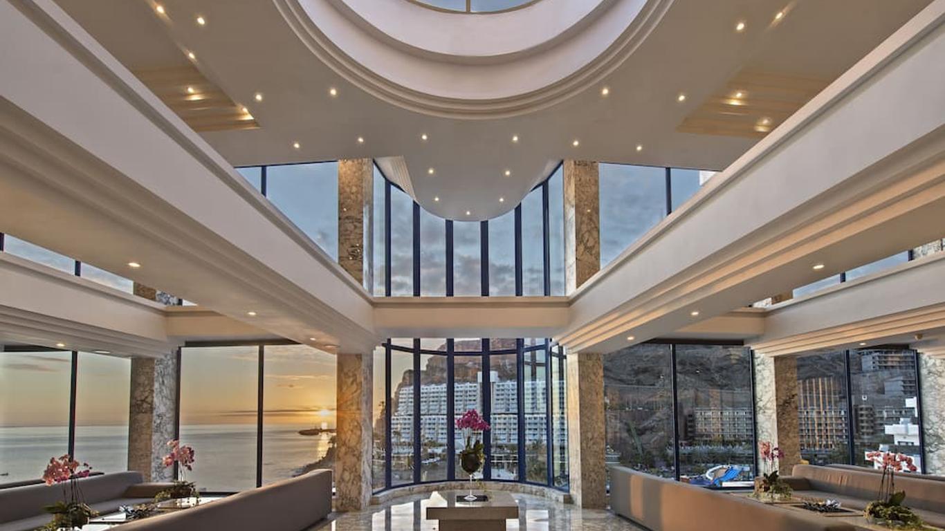 Tui Blue Suite Princess - Adults Only