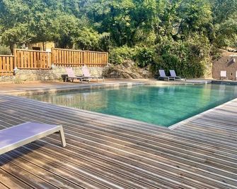 Zecamping 3 Etoiles Animaux Acceptes - Sartène - Piscina