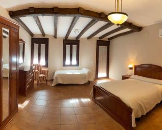 Villa Zamora - Baena - Bedroom