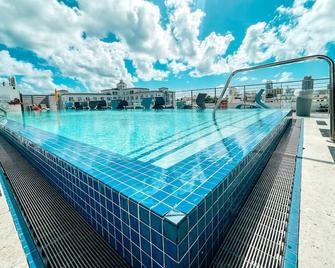 The Fairwind Hotel - Miami Beach - Uima-allas