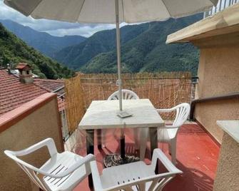 La casa di Franco - Pontestazzemese - Patio