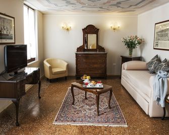 Hotel Agli Alboretti - Venetsia - Olohuone