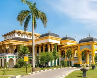 RedDoorz Hostel @ Capsule Inn Medan - Medan - Building