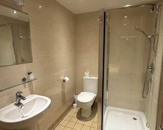 OYO Cavendish Annexe - High Wycombe - Bad