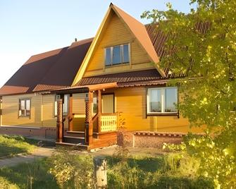 Konniy Dvor Guest House - Suzdal - Building