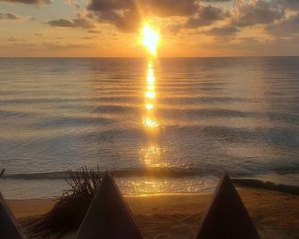 Pal's on the beach - Dangriga, Belize - Dangriga - Strand