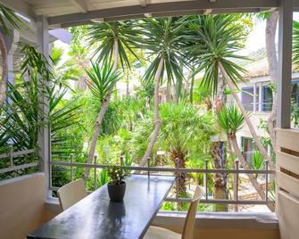 Rouda Bay Beach Hotel - Mokros Gialos - Balcón