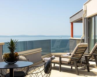 Vipo Prestige Apartments - Podstrana - Balkón