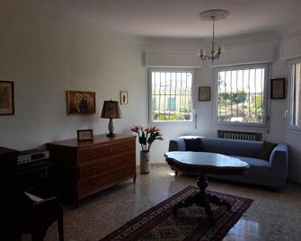 villa calliste - Saint-Laurent-du-Var - Salon
