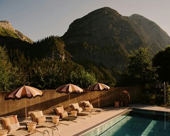 Rote Wand Gourmet Hotel, a Member of Design Hotels - Lech am Arlberg - Pool