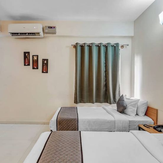 Upar Hotels Nearby Bagmane Tech Park