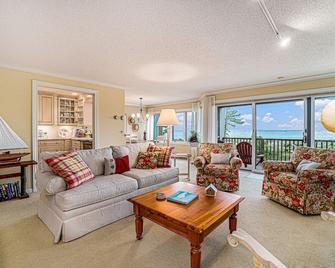South Beach 33 - Glen Arbor - Living room