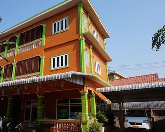 Phetphaylin Hotel - Pakxé - Gebäude