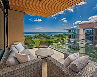 Luxurious Ocean & Sunset Views Condo at Park Lane w/Luxury Building Amenities - Honolulu - Balcón