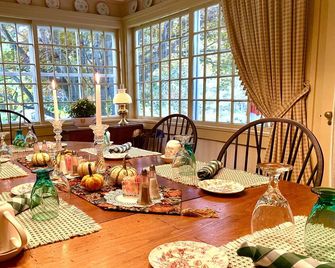 Stockbridge Country Inn - Стокбрідж - Бізнес-центр