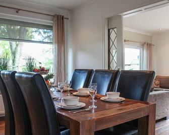 3 bedroom accommodation in Kamperveen - Kamperveen - Comedor