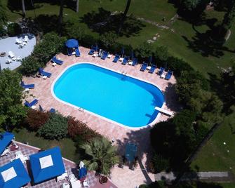 Grand Hotel Golf - Pisa - Zwembad