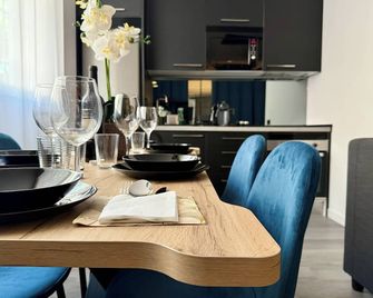 Madrid Dream House - Alquiler Corta duración - Madrid - Menjador