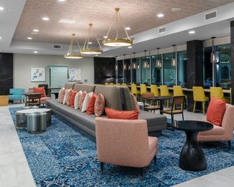 Home2 Suites By Hilton Covington - Covington - Lounge