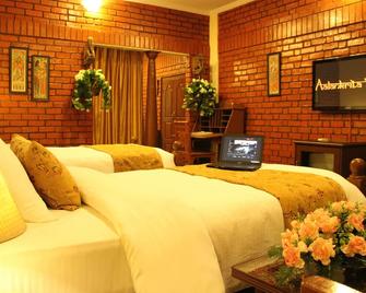 Aalankrita Resort And Convention - Hyderabad - Bedroom