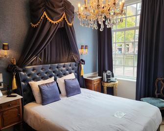 Boutique Hotel Huys van Leyden - Leiden - Bedroom