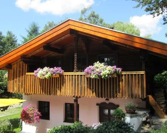 Ferienhaus Zopfhäusl - Böbrach - Edificio