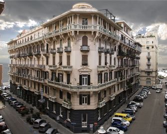 Rex Lifestyle Hotel - נאפולי - בניין