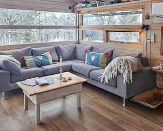 Stunning Home In Nesbyen With Wifi - Nesbyen - Living room