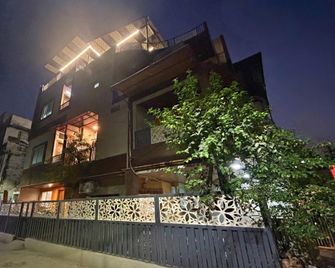 Fateh Villa Comfy Homestay - Vijay Nagar, Indore - Indore - Building