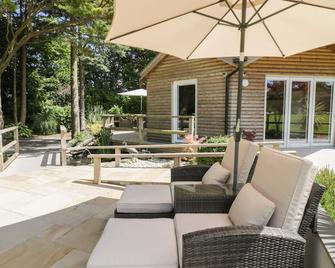Brambleside Lodge - Truro - Patio