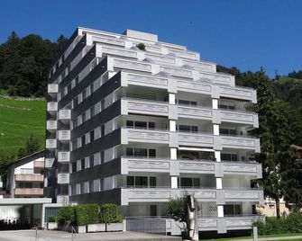 Sunnmatt West Wohnung 721 by Interhome - Engelberg - Building