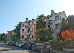 Bright, comfortable apartment near the historic center - Vicenza - Edificio