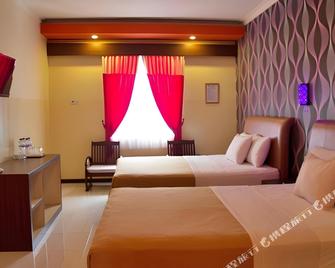 New Cahaya Hotel Syariah - Surabaya - Bedroom