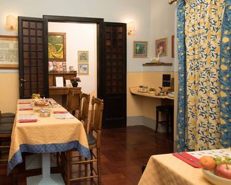Residenza Johanna I - Florencia - Comedor