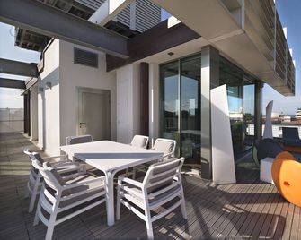 Hotel The One - Riccione - Parveke