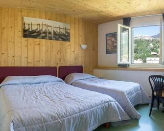 Hôtel De Paris - בריאסו - חדר שינה