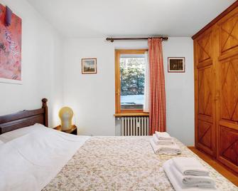 Bilocale vista Monte Bianco - Courmayeur - Schlafzimmer