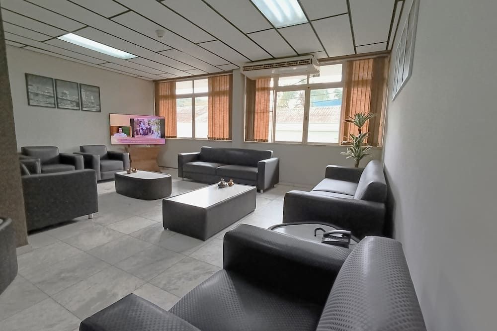 Hotel St. John - בלומנאו - טרקלין