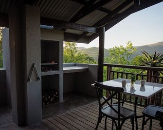 마타타네 윌더니스 캠프 - 울룬디 - 발코니