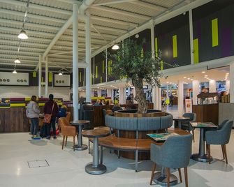 Days Inn by Wyndham Cannock Norton Canes M6 Toll - קאנוק - מסעדה