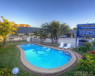 Sunshine Coast Airport Motel - Marcoola - Piscina