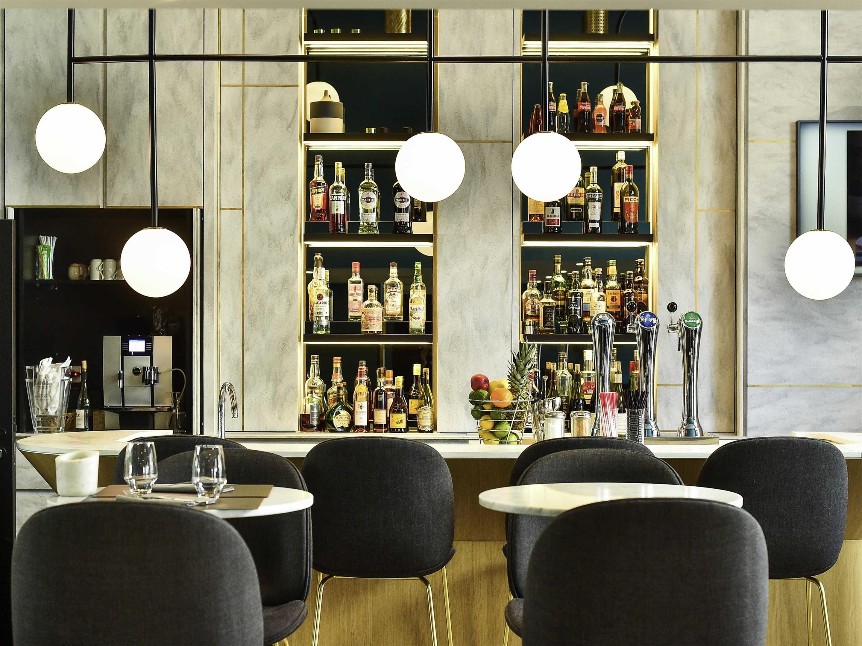 إيبيس ستايلز ديجون سنترال - ديجون - بار