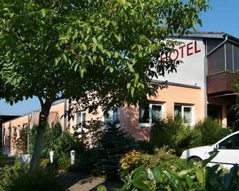 Hotel Höllsteiner Hof - Steinen - Buiten zicht