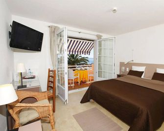 Logis Hotel L'esterella - Saint-Raphaël