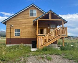 Newly Built, Rustic Loft, Kitchen, Washer & Dryer - Island Park - Budynek