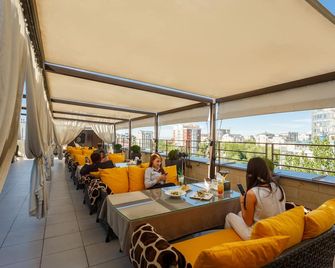 Ambassador Hotel - Бішкек - Балкон