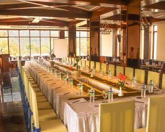 UCT Taunggyi Hotel - Taunggyi - Sala de reuniones
