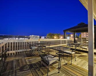 Best Western Plus Landing View Inn & Suites - Branson - Balcony