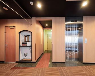Tokyo E Joy Inn East Nipoori Branch - Tokyo - Hallway