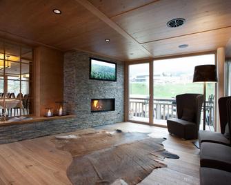 Hotel Hubertus - Au Bregenzerwald - Au - Living room